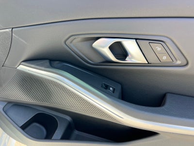 2024 BMW 3 Series 330e xDrive