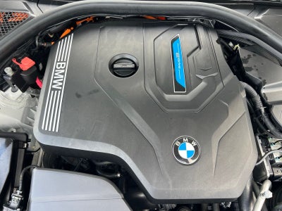 2022 BMW 3 Series 330e xDrive