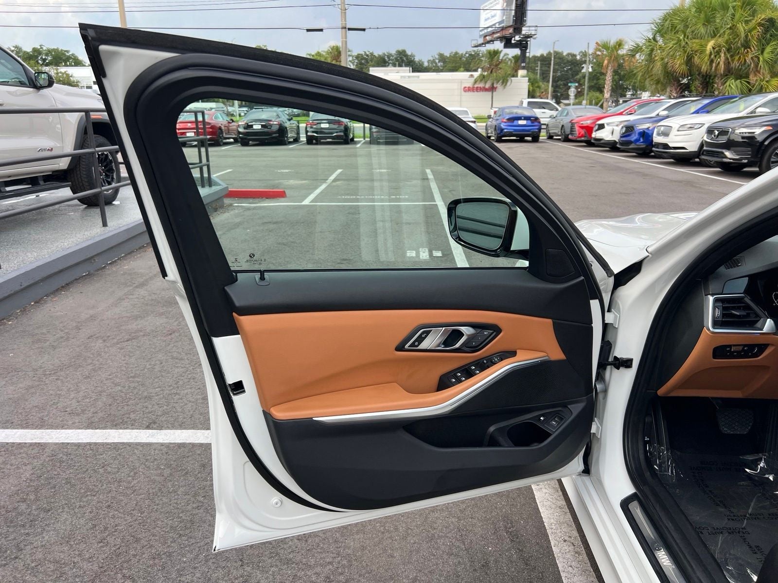 2022 BMW 3 Series 330e xDrive