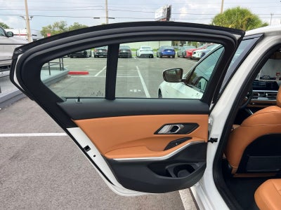 2022 BMW 3 Series 330e xDrive