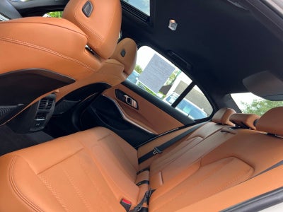 2022 BMW 3 Series 330e xDrive