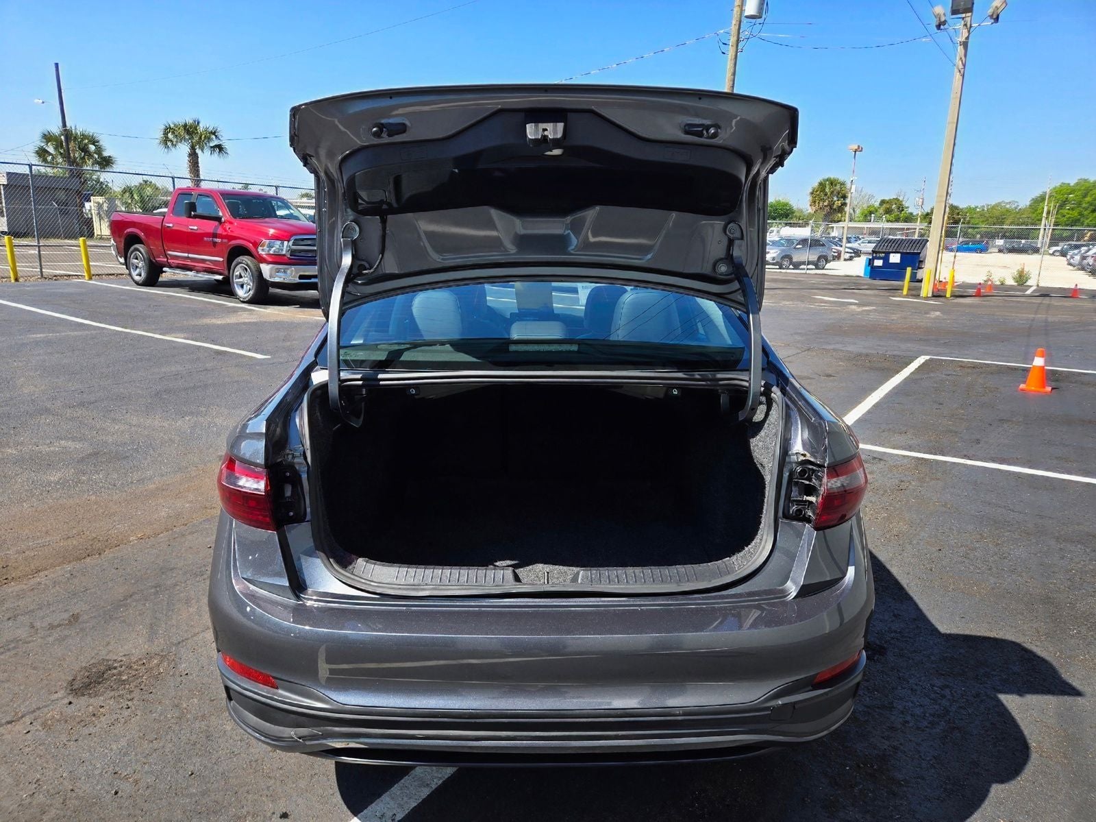 2025 Volkswagen Jetta 1.5T SE