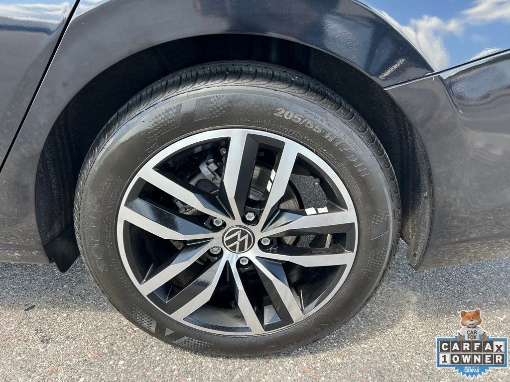 2025 Volkswagen Jetta 1.5T SE