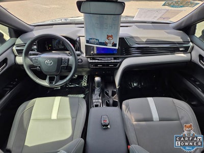 2025 Toyota Camry SE