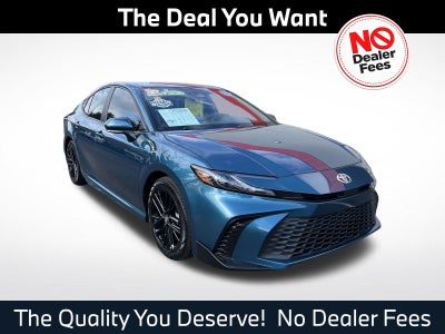 2025 Toyota Camry SE