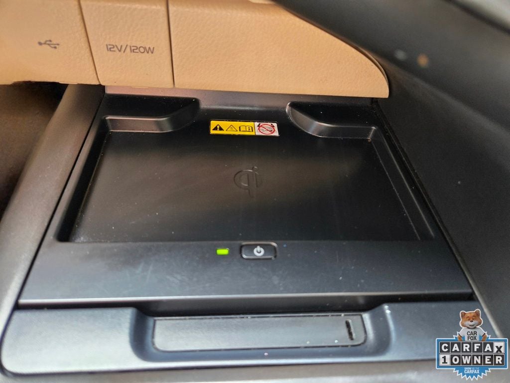 2022 Toyota Camry Hybrid XLE