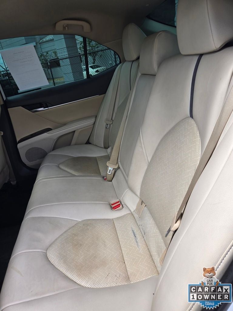 2022 Toyota Camry Hybrid XLE
