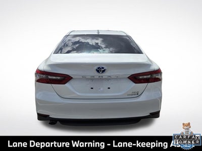2022 Toyota Camry Hybrid XLE