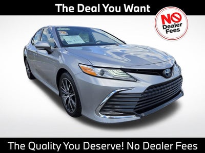 2023 Toyota Camry Hybrid XLE
