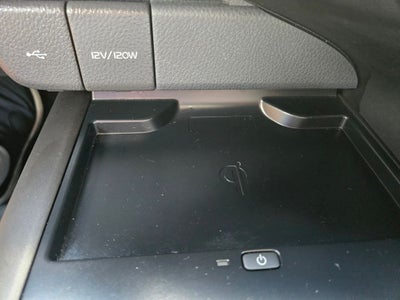2023 Toyota Camry Hybrid XLE