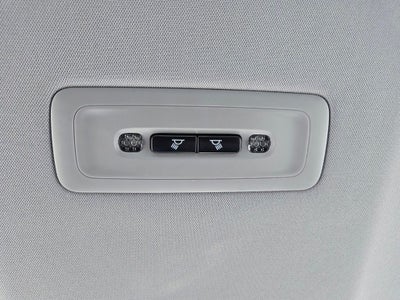 2023 Toyota Camry Hybrid XLE