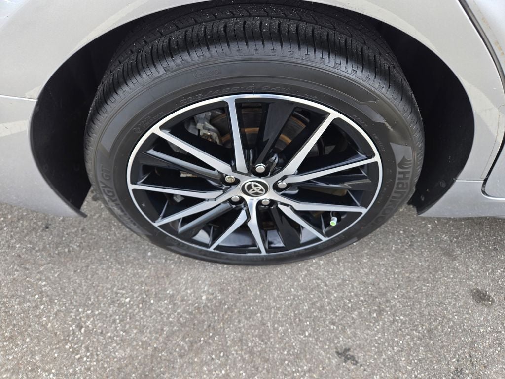 2021 Toyota Camry Hybrid SE