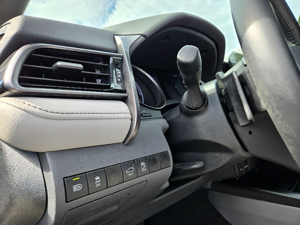 2021 Toyota Camry Hybrid SE