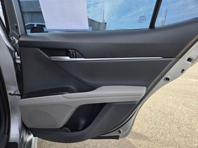 2021 Toyota Camry Hybrid SE