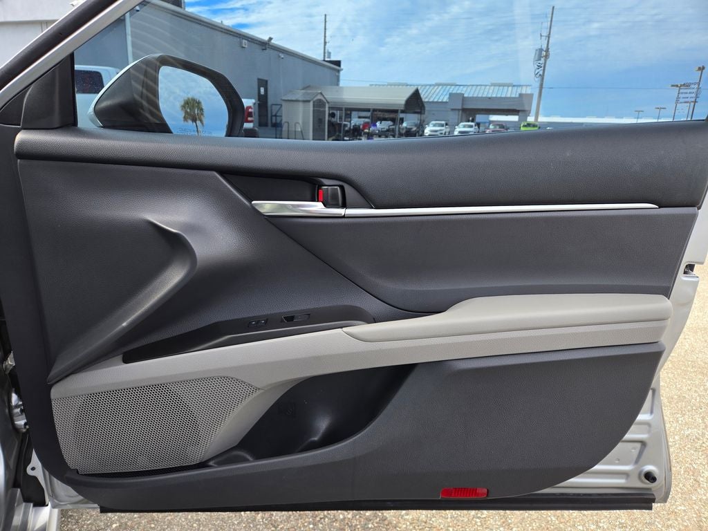 2021 Toyota Camry Hybrid SE