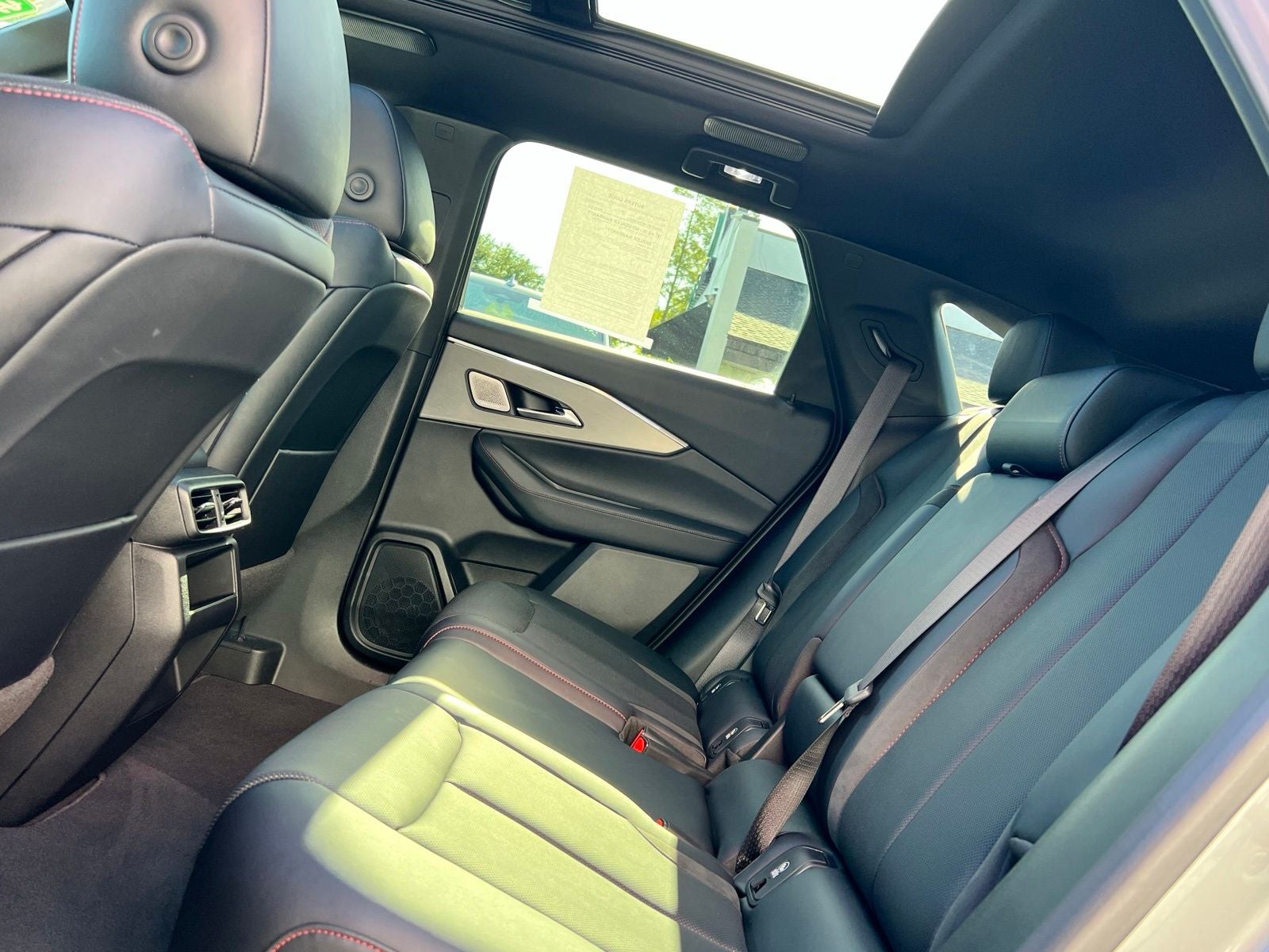 2024 Acura ZDX Base w/A-Spec Pkg