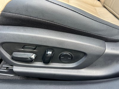 2019 Lexus ES 300h Ultra Luxury
