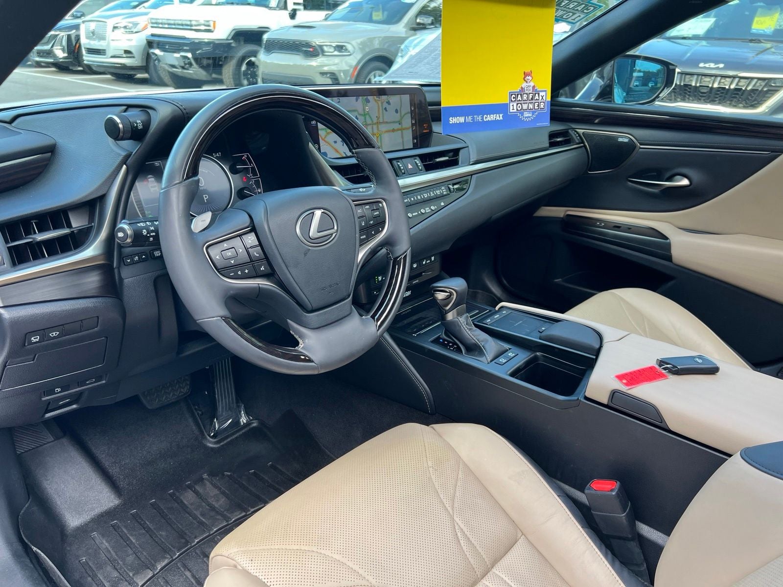 2019 Lexus ES 300h Ultra Luxury