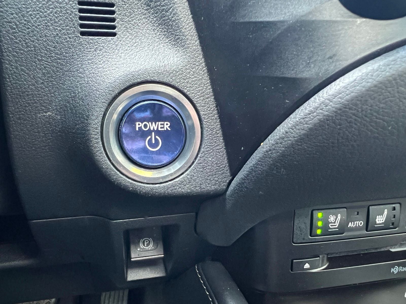 2019 Lexus ES 300h Ultra Luxury