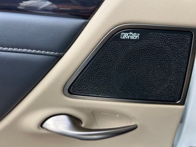 2019 Lexus ES 300h Ultra Luxury