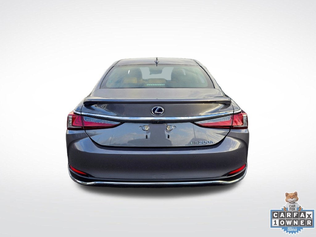 2020 Lexus ES 300h