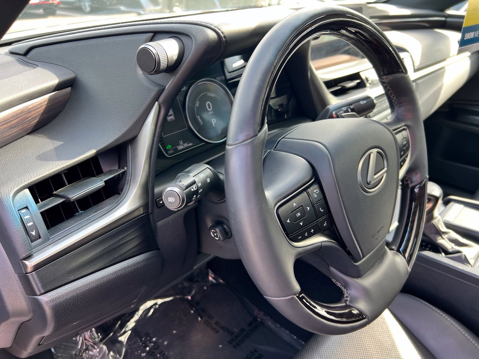 2020 Lexus ES 300h