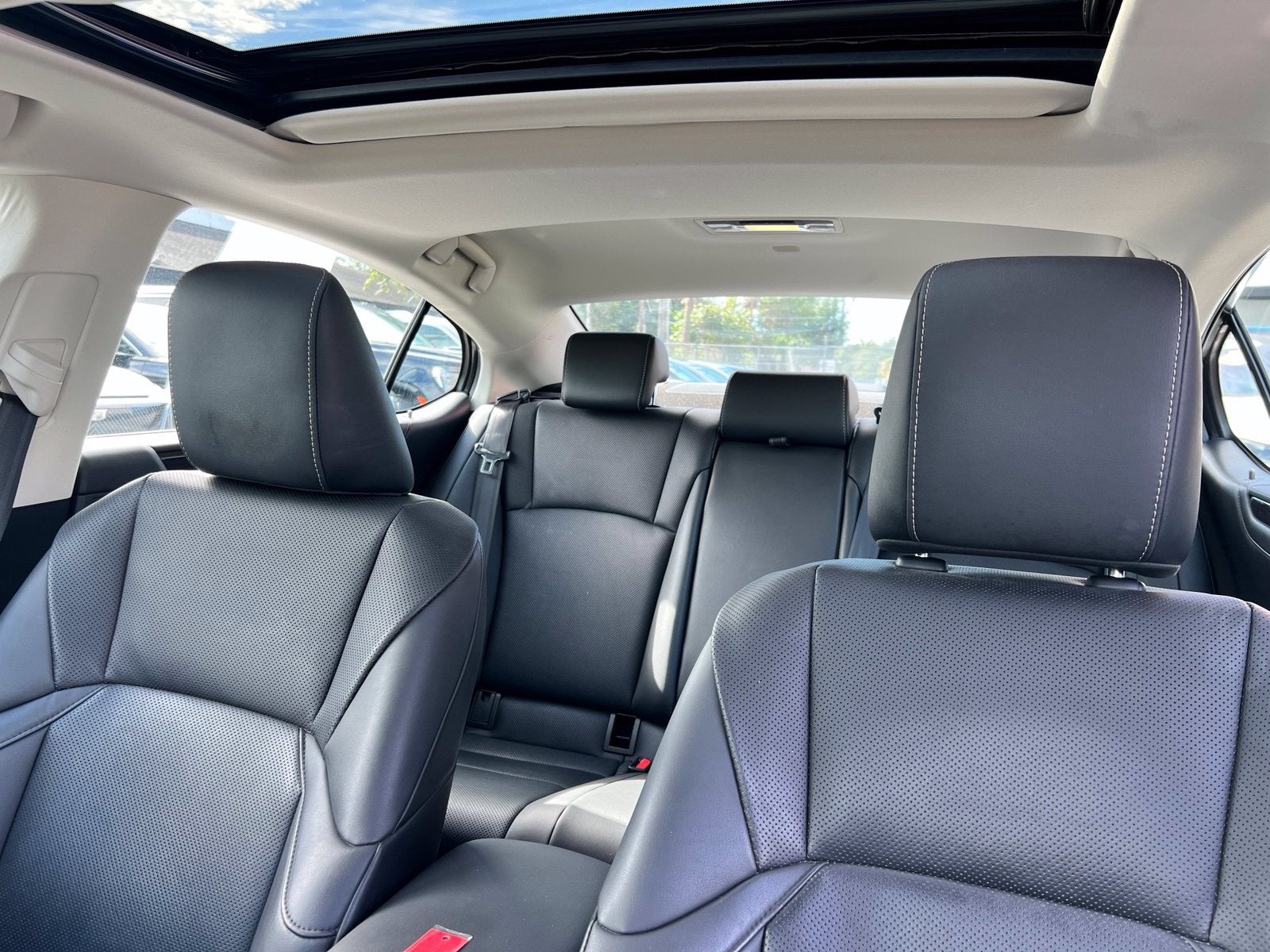 2020 Lexus ES 300h