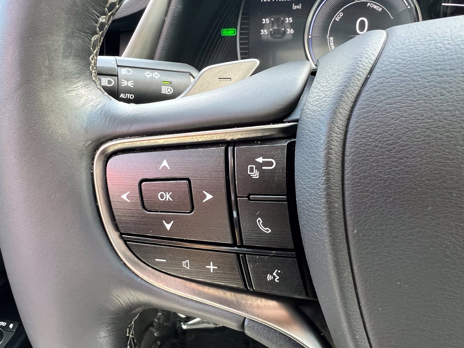 2020 Lexus ES 300h