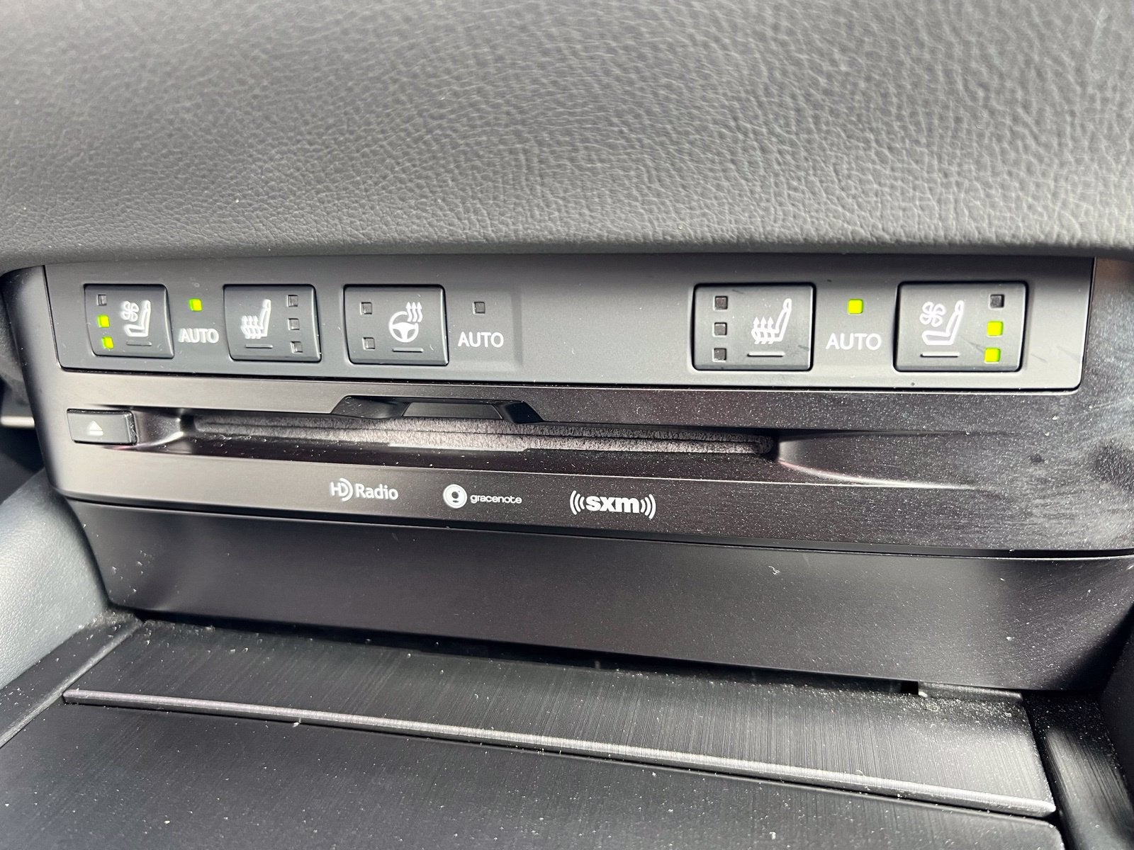 2020 Lexus ES 300h