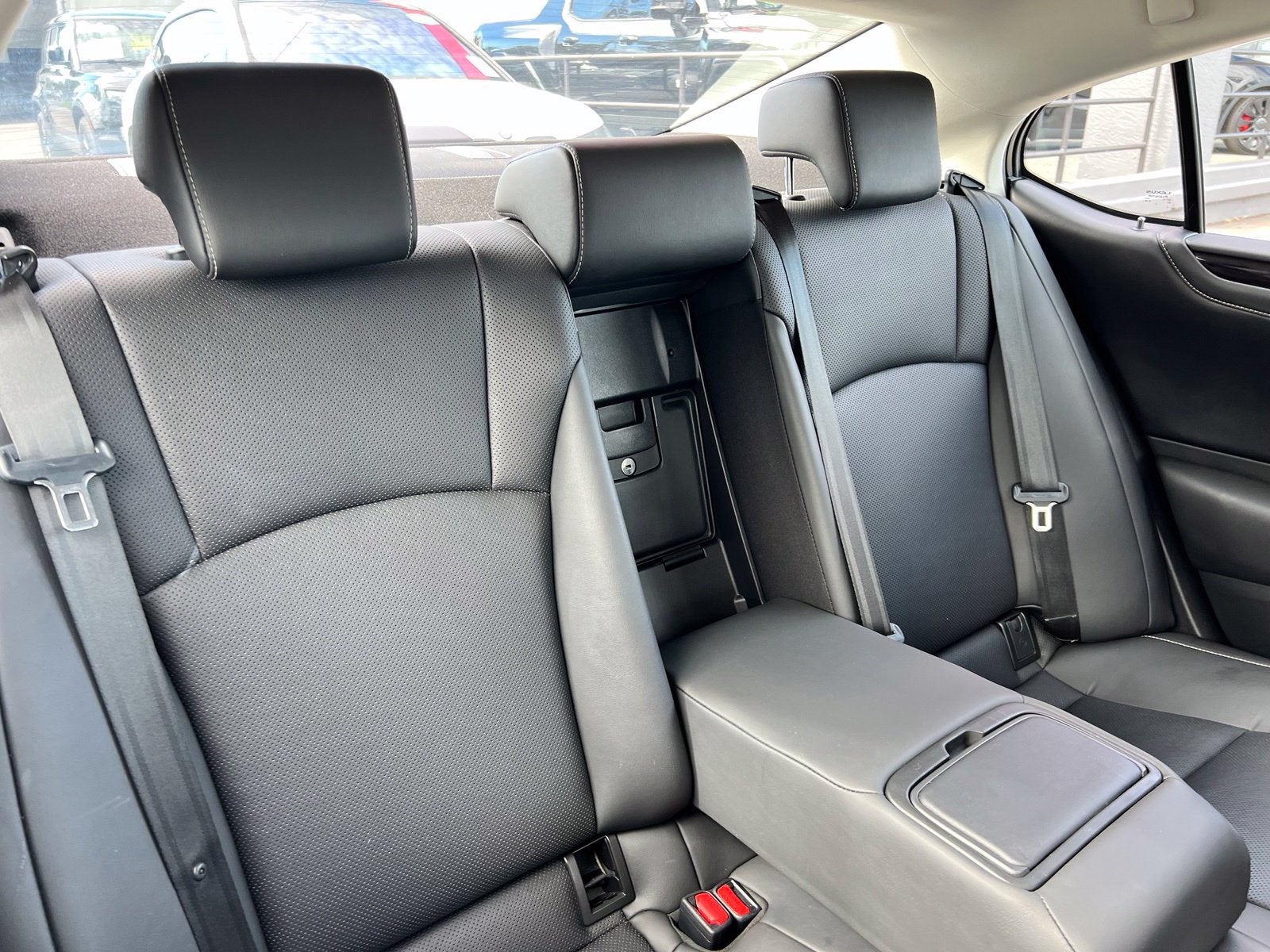 2020 Lexus ES 300h