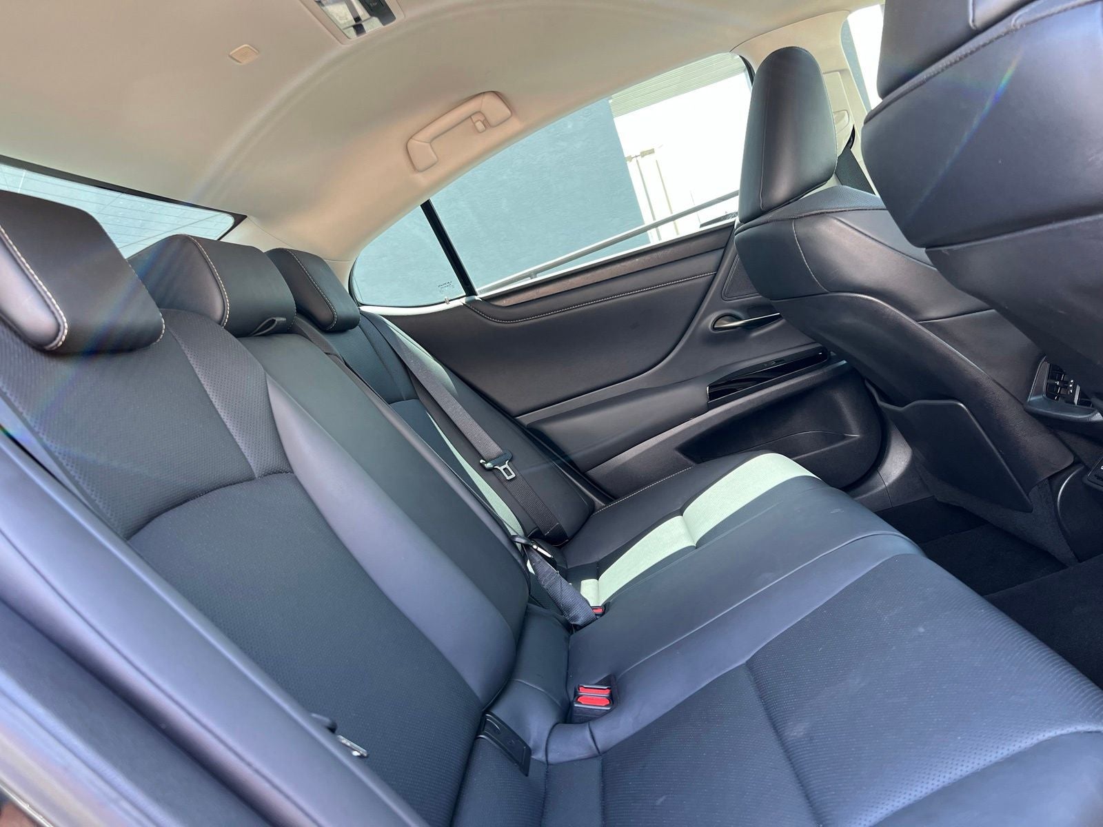 2022 Lexus ES 350