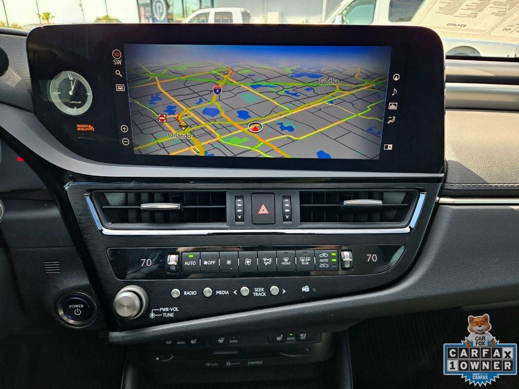 2022 Lexus ES 300h F-Sport