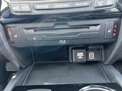 2020 Honda Pilot Touring 8 Passenger