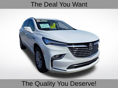 2022 Buick Enclave Essence