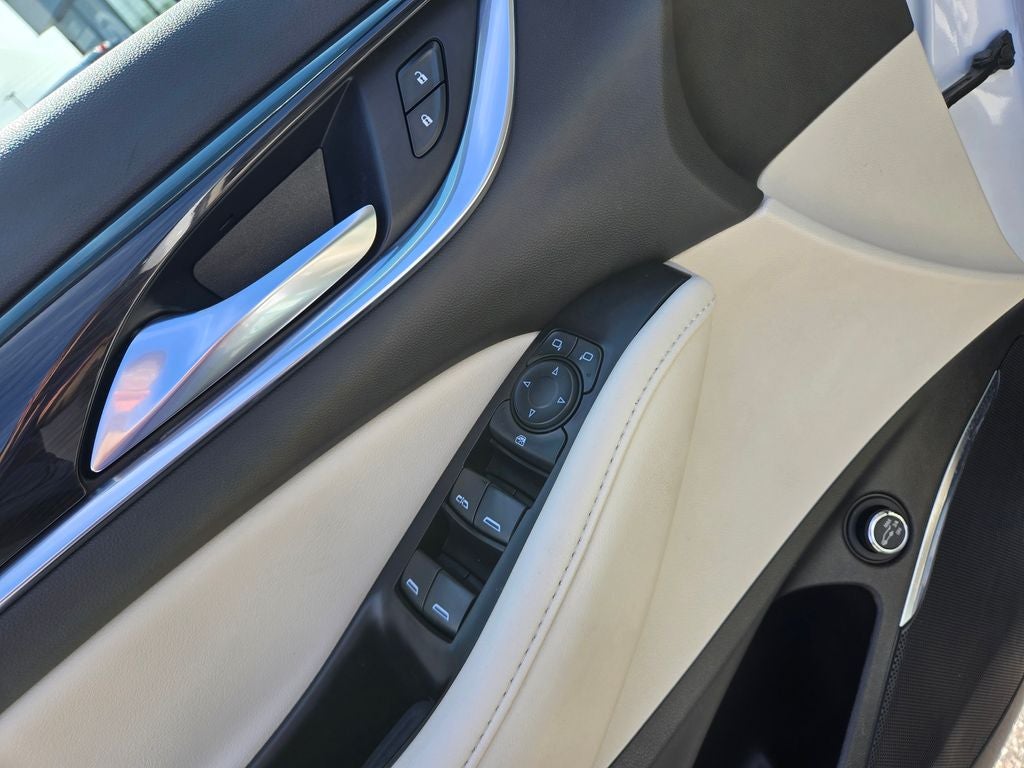 2022 Buick Enclave Essence