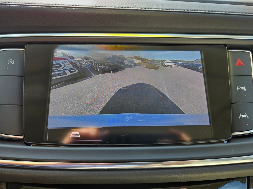 2022 Buick Enclave Essence