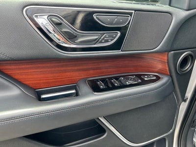 2022 Lincoln Navigator L Reserve