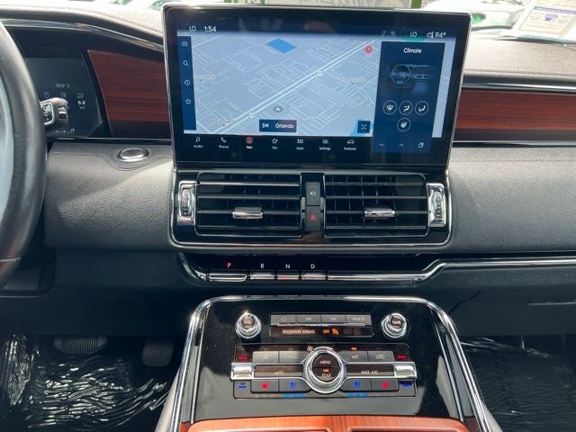 2022 Lincoln Navigator L Reserve