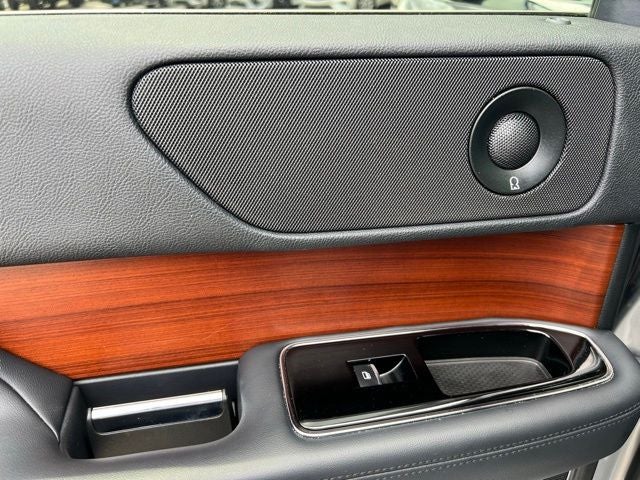 2022 Lincoln Navigator L Reserve