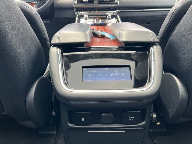 2022 Lincoln Navigator L Reserve