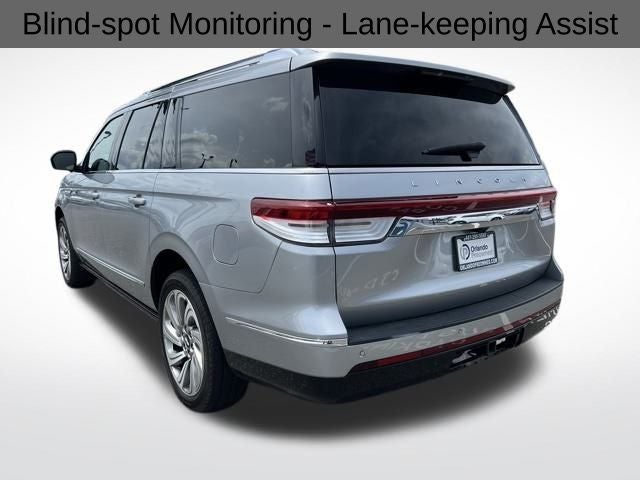 2022 Lincoln Navigator L Reserve