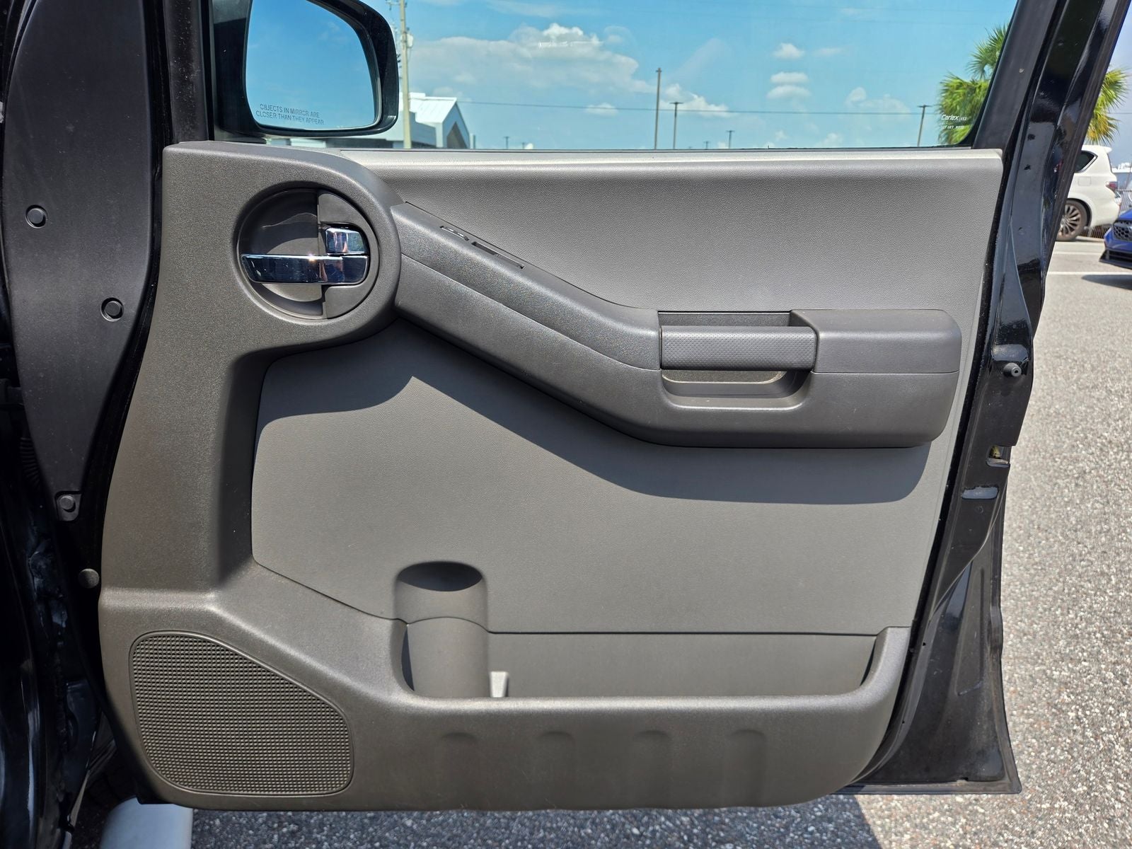 2011 Nissan Xterra S