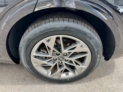 2024 Genesis GV70 2.5T
