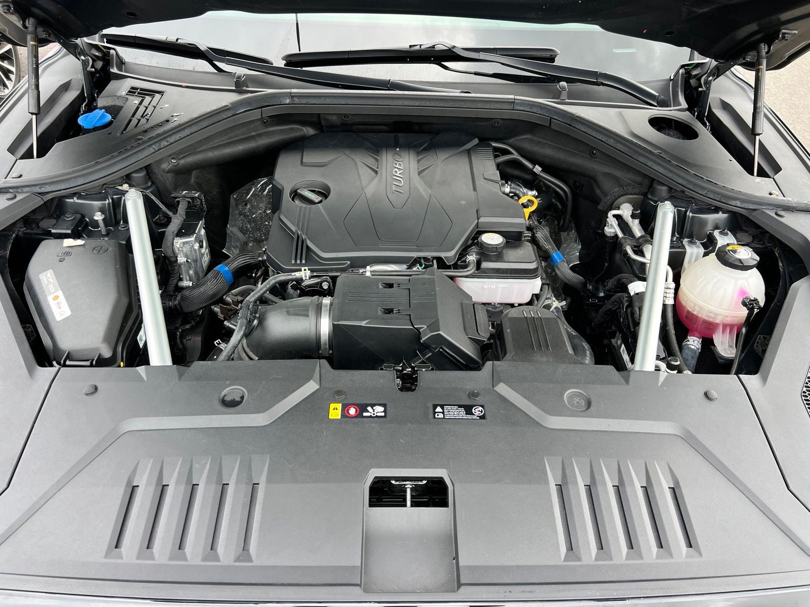 2024 Genesis GV70 2.5T