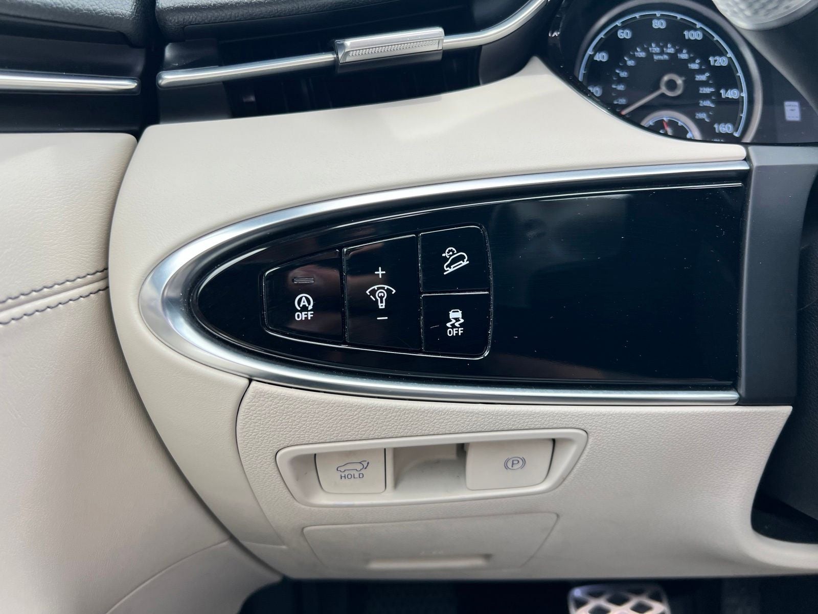 2024 Genesis GV70 2.5T