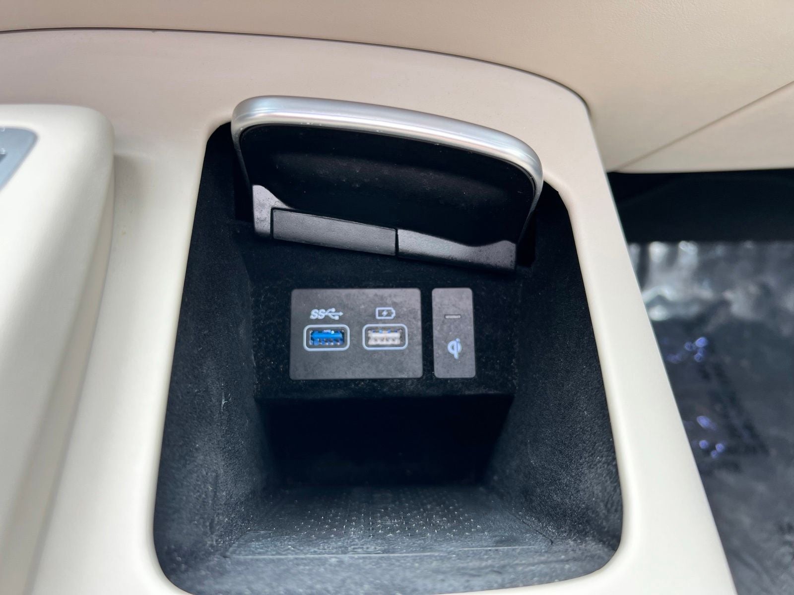 2024 Genesis GV70 2.5T