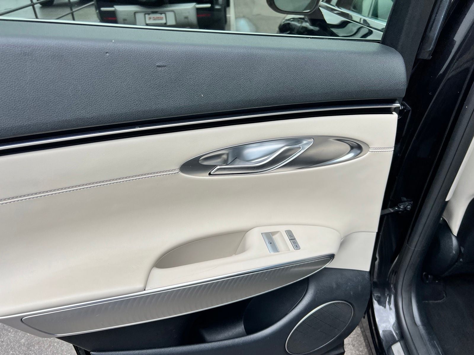 2024 Genesis GV70 2.5T