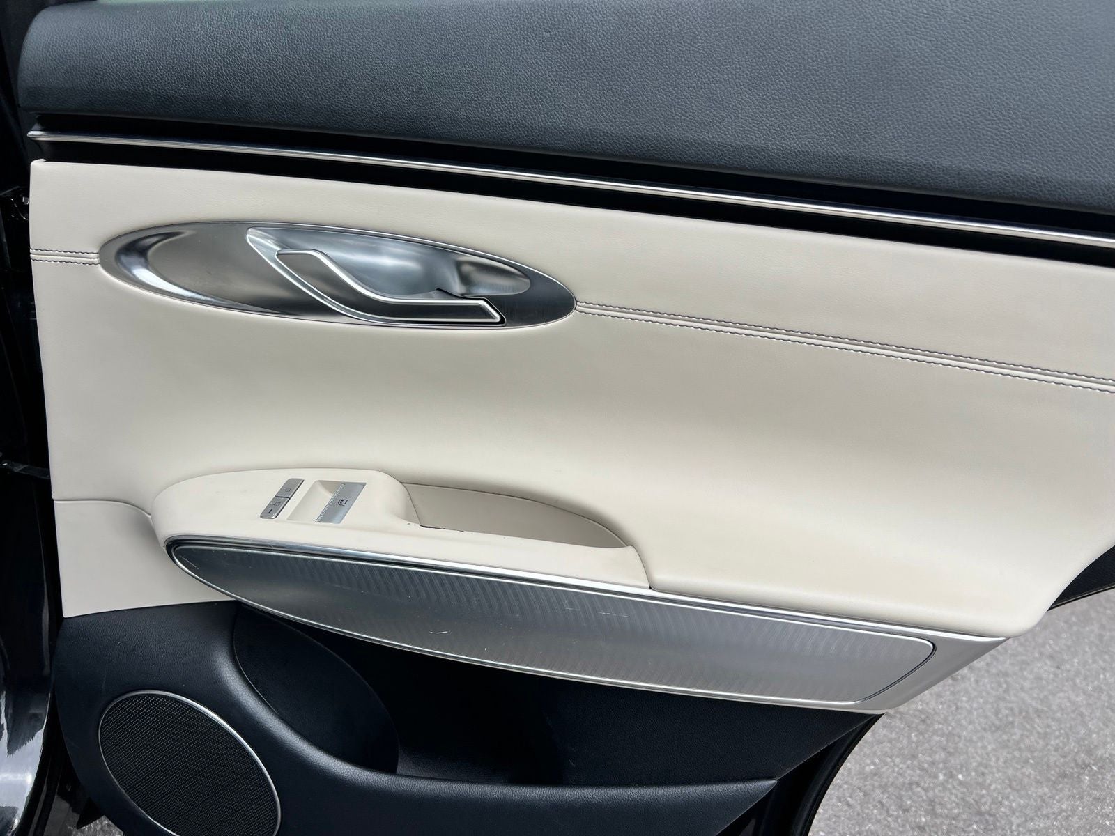 2024 Genesis GV70 2.5T