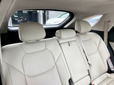 2024 Genesis GV70 2.5T