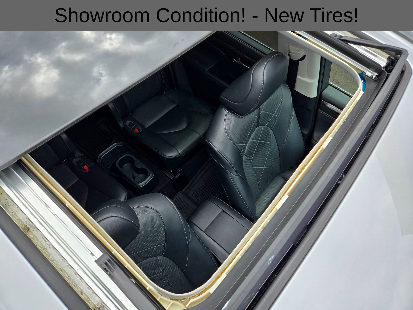 2023 Toyota Highlander Hybrid Platinum